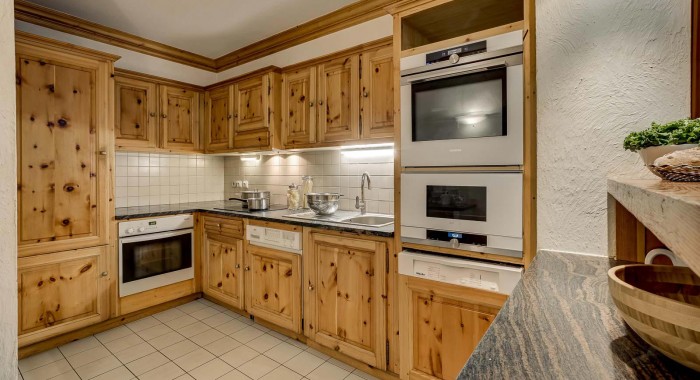 Chalet Cascade, Val D'Isere ski chalet, image 3
